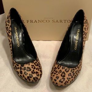 Franco Sarto NWT Leather/ Real Fur Pumps size 8